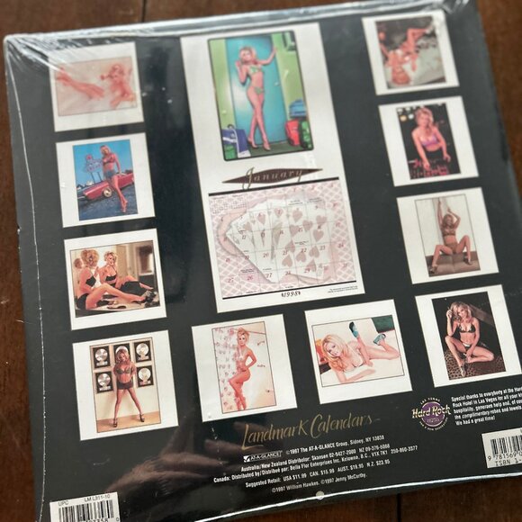 Jenny McCarthy 16 months calendar - 1998 - sealed - Picture 2 of 2